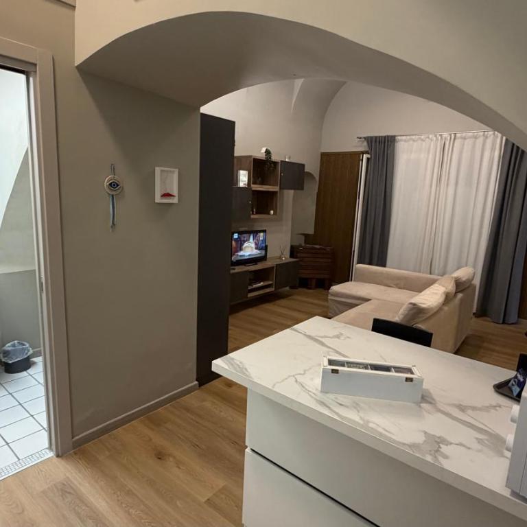 "3 min from Dante" Appartamento in palazzo storico - Appartamento con 1 Camera da Letto - 9