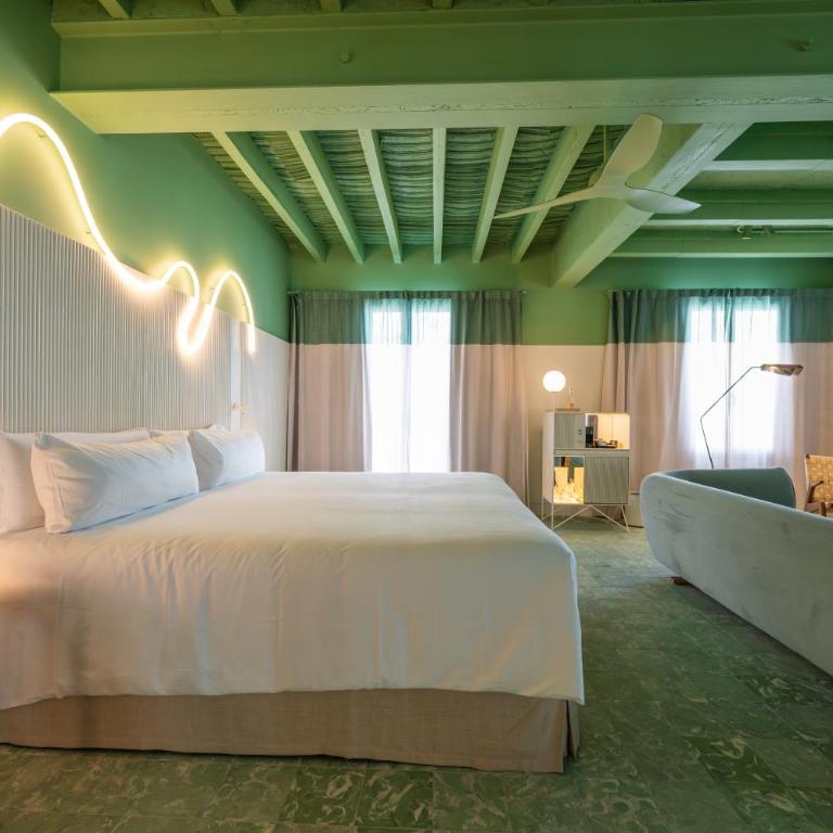 Terreno Barrio Hotel - Suite Junior con balcón - 7