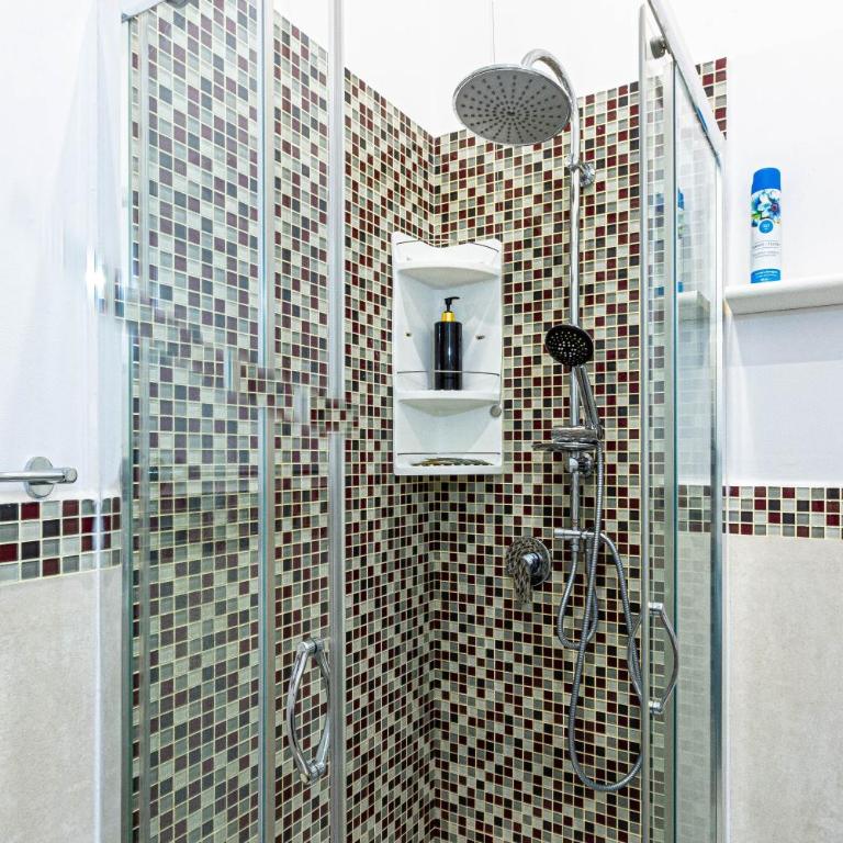 Titi Rooms - Camera Matrimoniale - 9