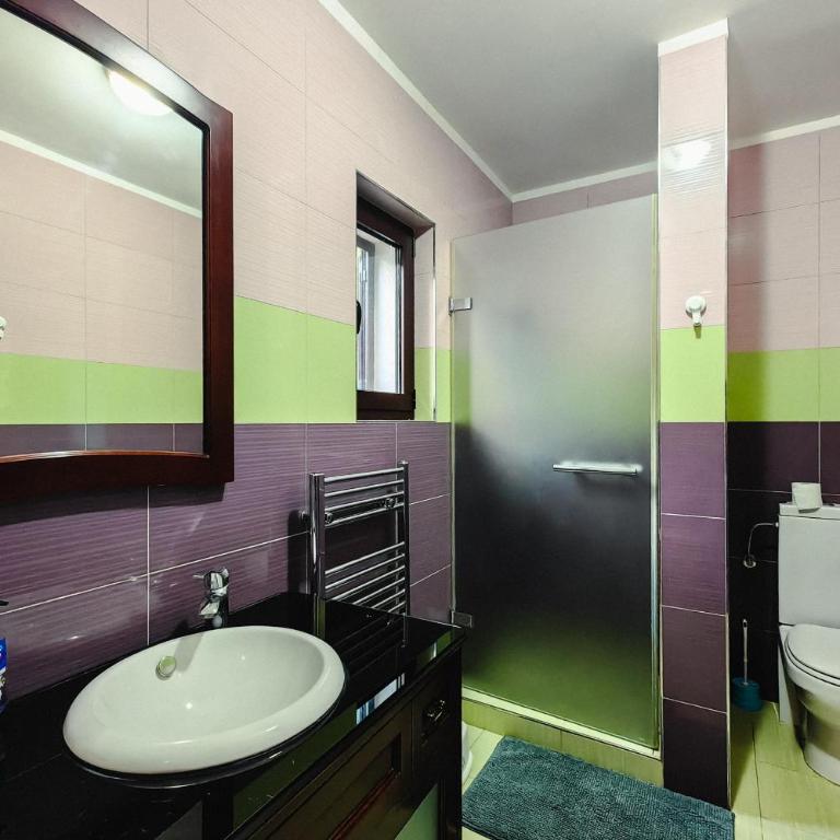 Paradise Garden Villa - Three-Bedroom Apartment - 5