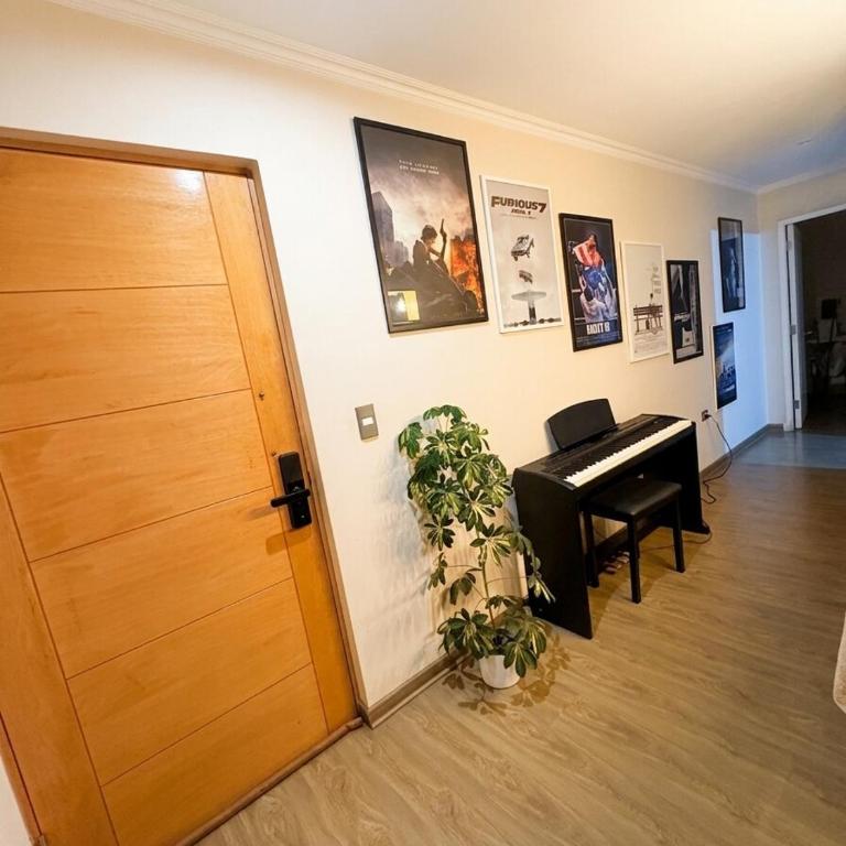 Exponor 2026 Departamento Ejecutivo y 2 Estacionamientos - Three-Bedroom Apartment - 2