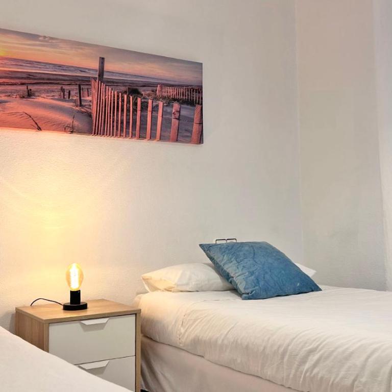 Precioso piso junto Ayuntamiento - Two-Bedroom Apartment - 17