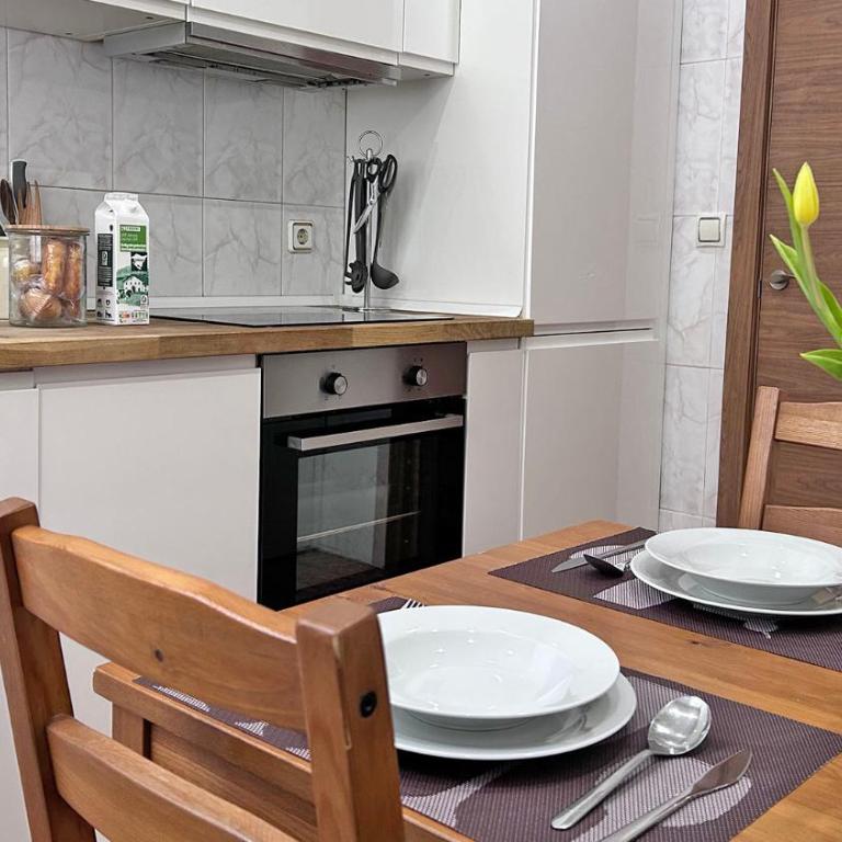 Precioso piso junto Ayuntamiento - Two-Bedroom Apartment - 3