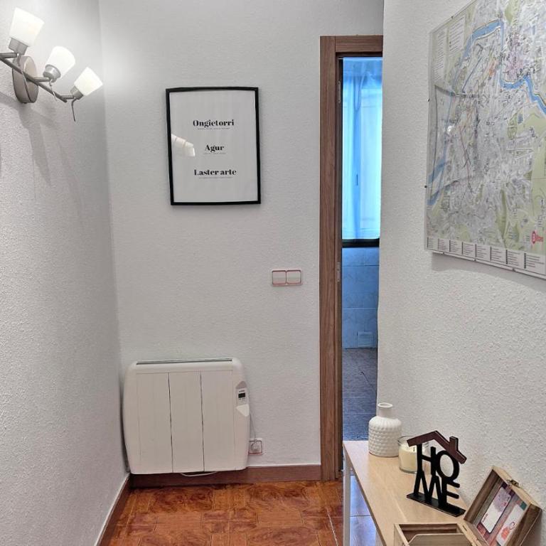 Precioso piso junto Ayuntamiento - Two-Bedroom Apartment - 9