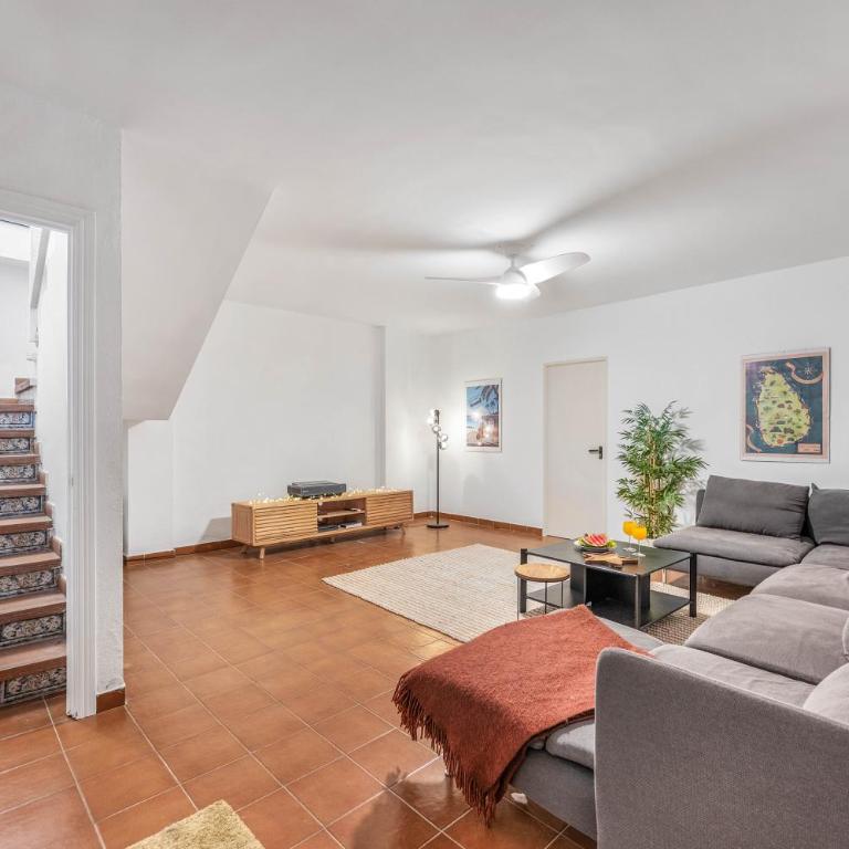 Sea View 4 BDRM Townhouse w Pool & Cinema - Casa de 4 dormitorios - 15