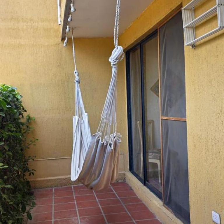 Apartamento Con Piscina Cerca Al Aeropuerto - Two-Bedroom Apartment with Balcony - 5