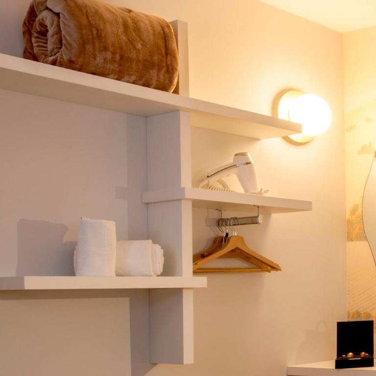 Hotel Arc-En-Ciel Colmar Contact Hotel - Chambre Double Confort - 12