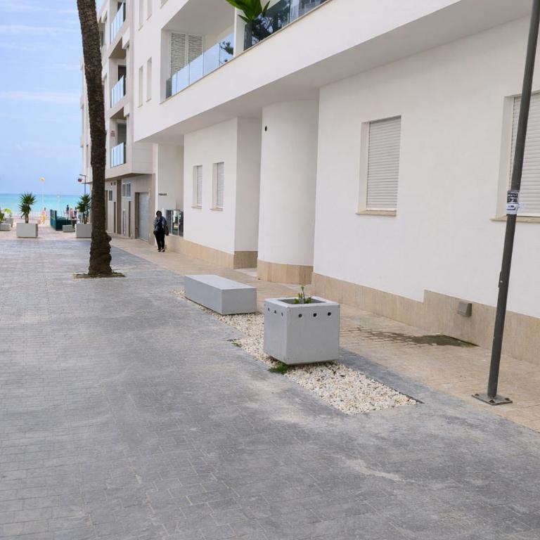 Sunny Waves & Coast 2 Apts, 6BR, AC & Heated POOL - Apartamento Superior - 36