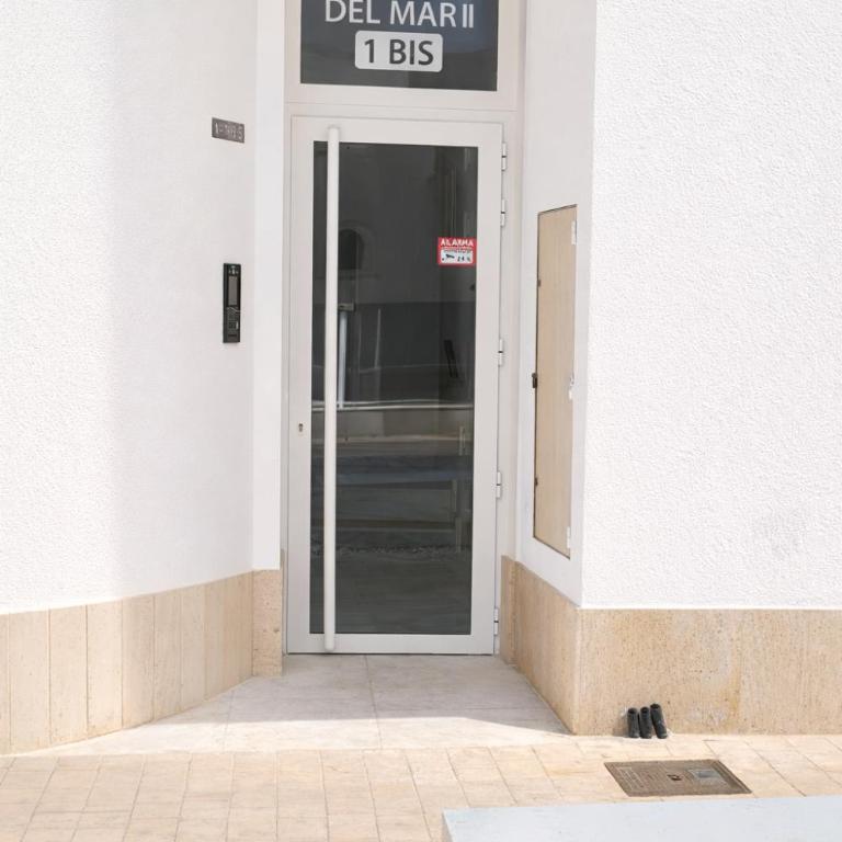 Sunny Waves & Coast 2 Apts, 6BR, AC & Heated POOL - Apartamento Superior - 37