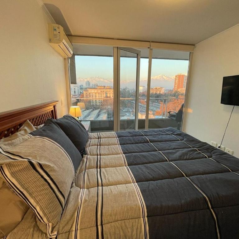Awesome View to Andes Mountain - One-Bedroom Apartment - 30