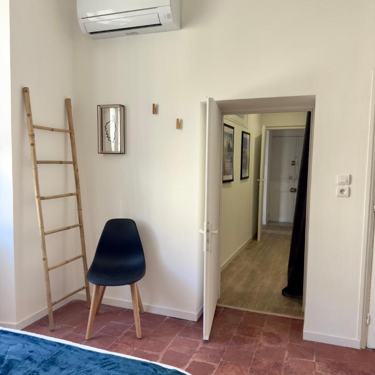 Cozy T3 center Ajaccio Family Balcony AC - Appartamento con 2 Camere da Letto e Balcone - 18