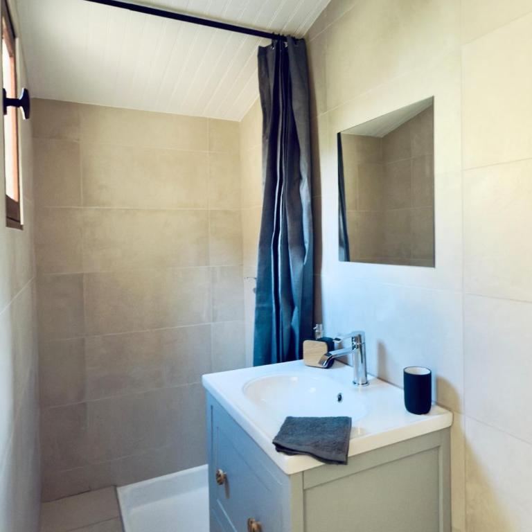 Cozy T3 center Ajaccio Family Balcony AC - Appartamento con 2 Camere da Letto e Balcone - 21