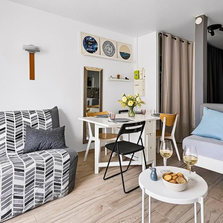 Studio climatisé, balcon, piscine- Cap d'Agde Port - Apartment mit 1 Schlafzimmer und Terrasse - 7