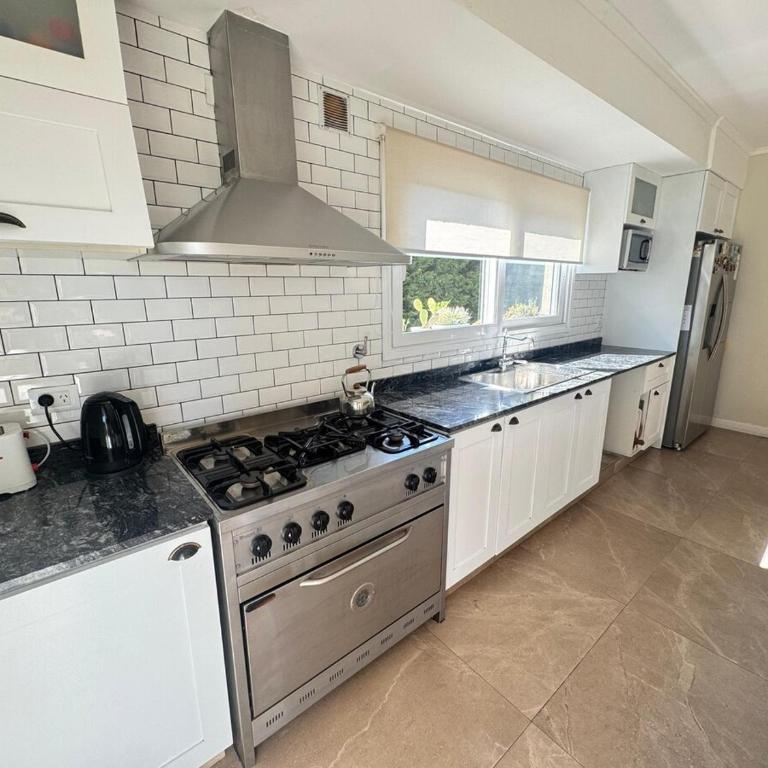 Incredible House for 10 people with pool and garage - Room #1620848701 - 35