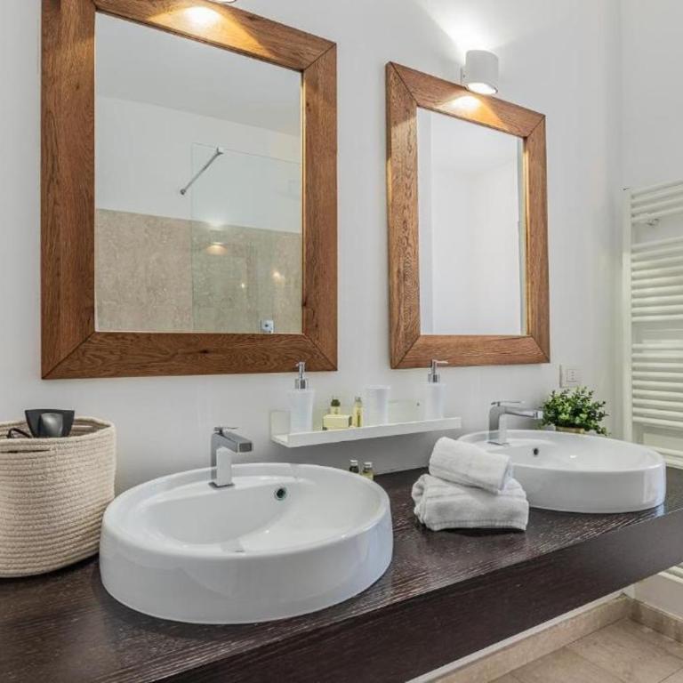 Juliet's Dream Suite - City Center - Camera Familiare con Bagno Privato - 2