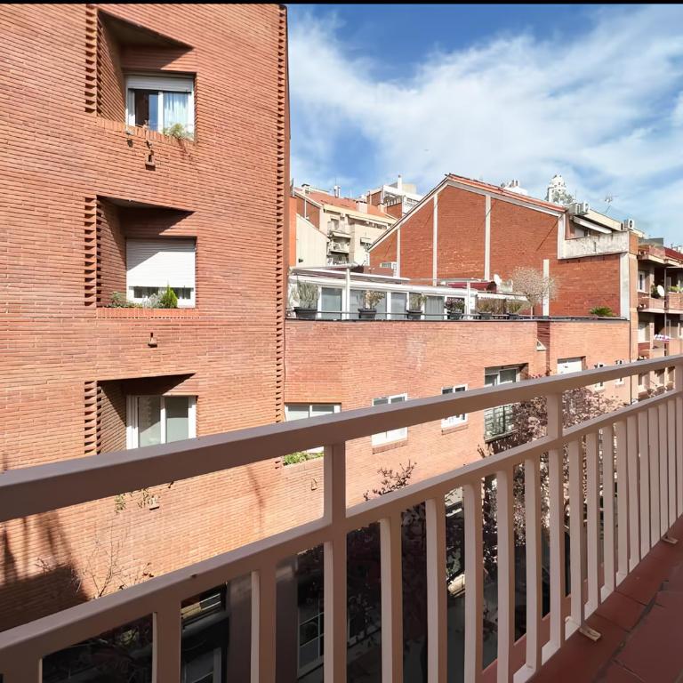 Penthouse with amazing terrace, 9p 3bd - Three-Bedroom Apartment - 2