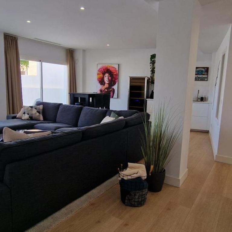 Scandinavian Modern Villa in Benalmádena - Villa - 6