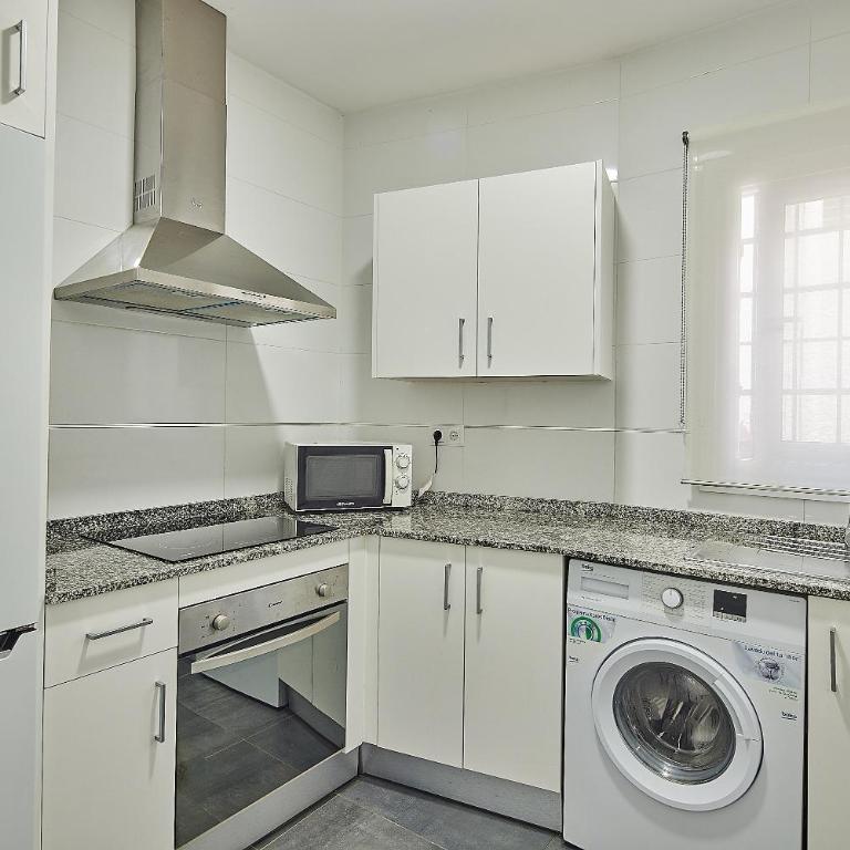 Piso nuevo en pleno centro de Cadiz, calle Plocia - Apartamento de 2 dormitorios - 14