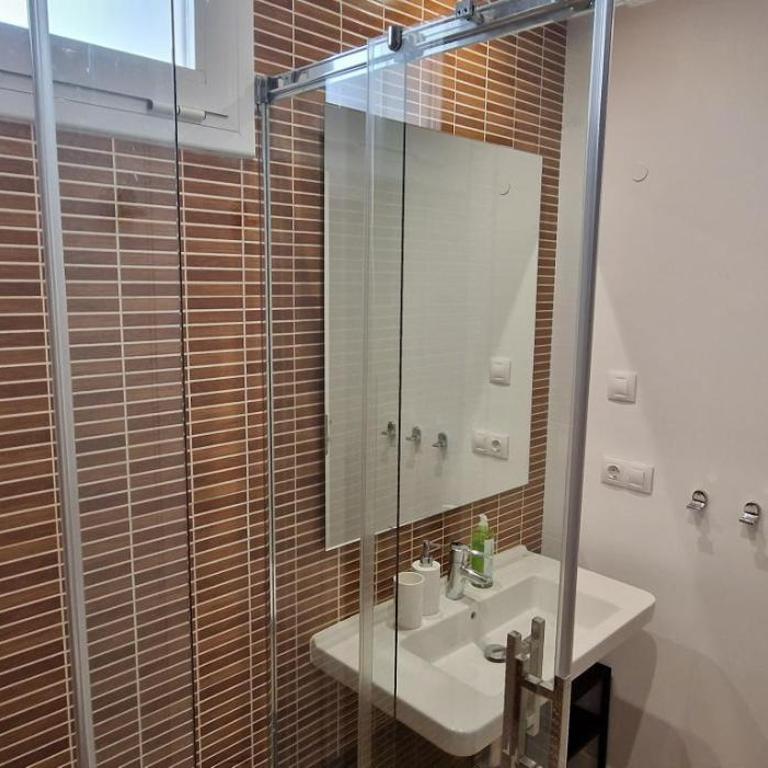 Scandinavian Modern Villa in Benalmádena - Villa - 21