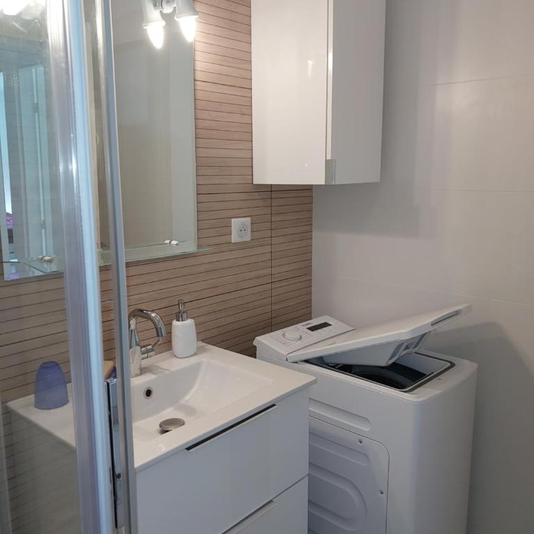 Appartement lumineux de 55 m2 avec 2 chambres, jardin de 90m2 et accès plage et commerces à pied - Apartment mit 2 Schlafzimmern - 5