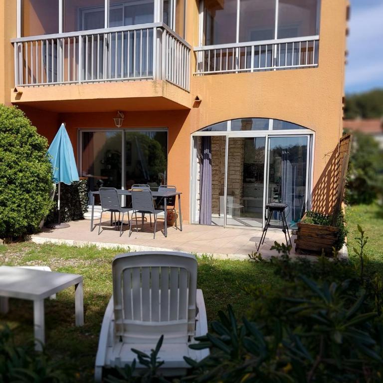 Appartement lumineux de 55 m2 avec 2 chambres, jardin de 90m2 et accès plage et commerces à pied - Apartment mit 2 Schlafzimmern - 7