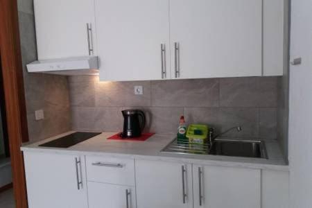 Poolside Oasis Ground Floor, WiFi & Terrace - Apartamento de 1 dormitorio - 20