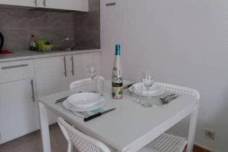 Poolside Oasis Ground Floor, WiFi & Terrace - Apartamento de 1 dormitorio - 6