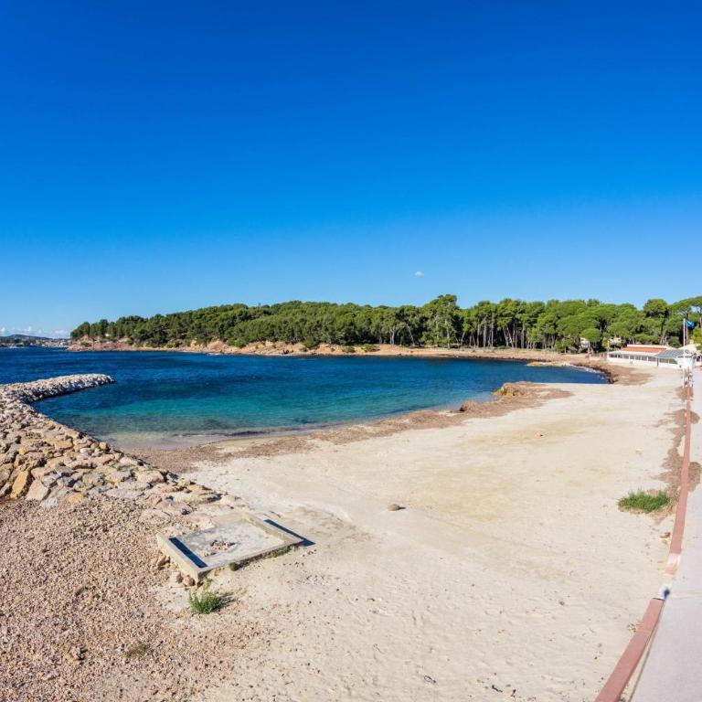 Appartement lumineux de 55 m2 avec 2 chambres, jardin de 90m2 et accès plage et commerces à pied - Apartment mit 2 Schlafzimmern - 14