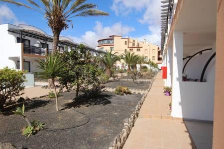 Poolside Oasis Ground Floor, WiFi & Terrace - Apartamento de 1 dormitorio - 19