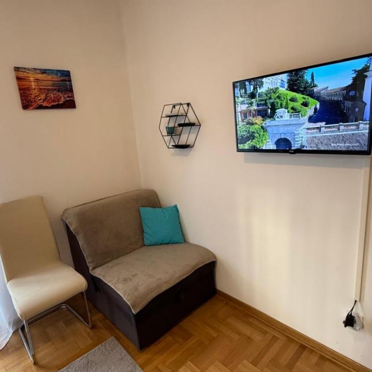 Bonaca Studio Budva - Free private parking - Studio sa Terasom - 7