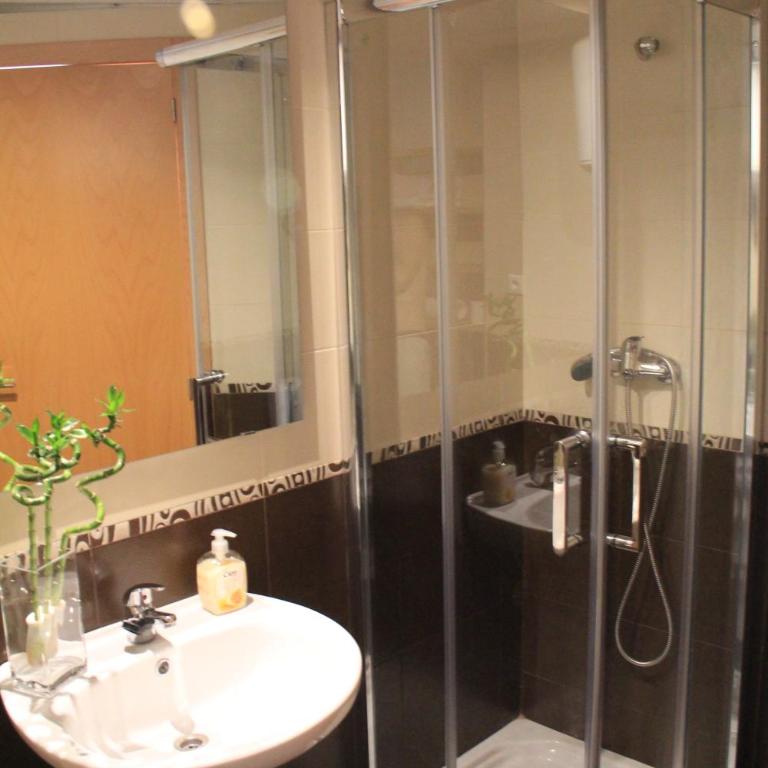 Sunny Apartments, Alicante Centre - One-Bedroom Superior Apartment - 8