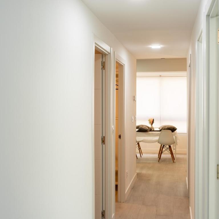 Apartamento a 100 metros Playa San Antonio Cullera 1-8 personas - Four-Room Apartment - 25