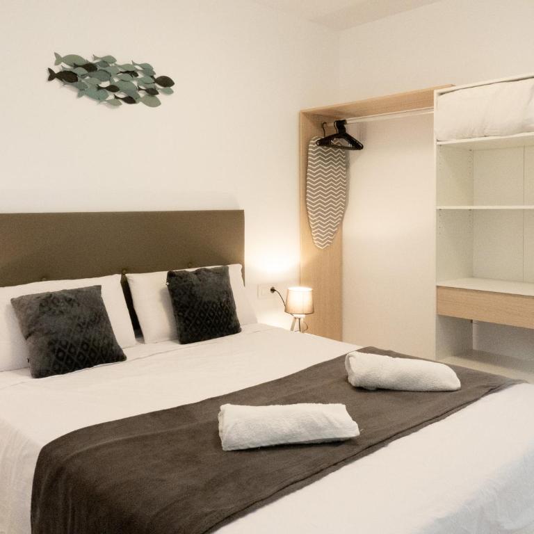 Apartamento a 100 metros Playa San Antonio Cullera 1-8 personas - Four-Room Apartment - 11