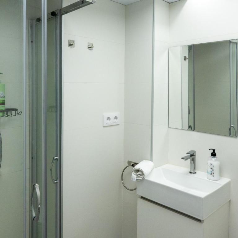 Apartamento a 100 metros Playa San Antonio Cullera 1-8 personas - Four-Room Apartment - 38