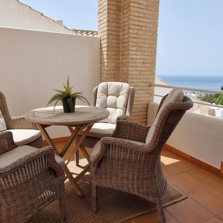 Scandinavian Modern Villa in Benalmádena - Villa - 37