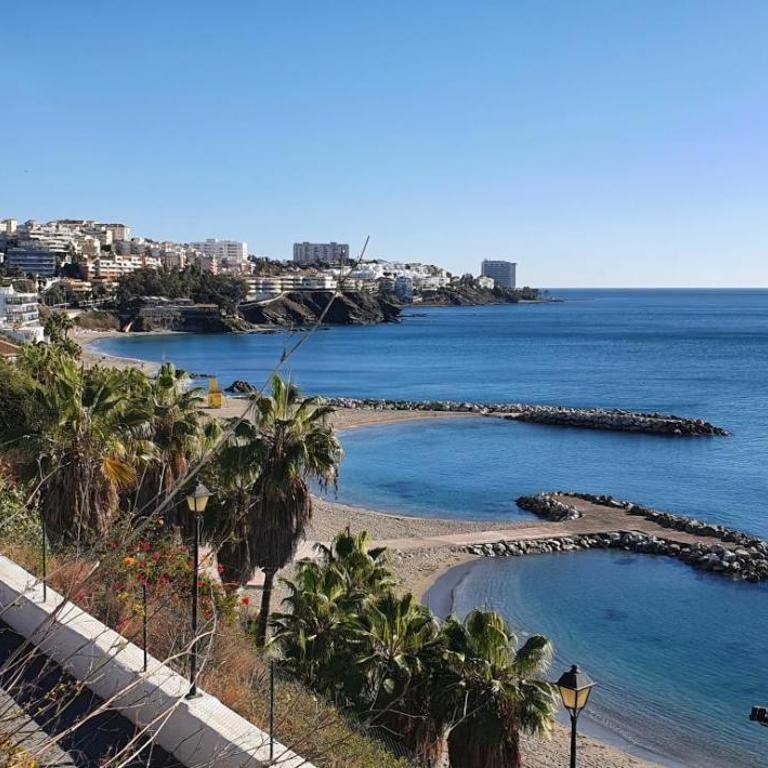 Scandinavian Modern Villa in Benalmádena - Villa - 57