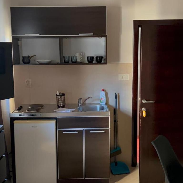 Mandir apartments - Center - Room #648129811 - 3