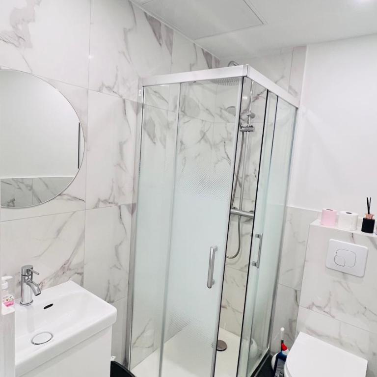 A 350m de la gare et du port de monaco - Appartement 1 Chambre - 11