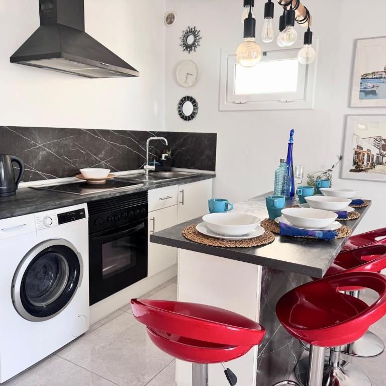 CASA RENE - Sunny apartment near beach and center - Apartment - 3