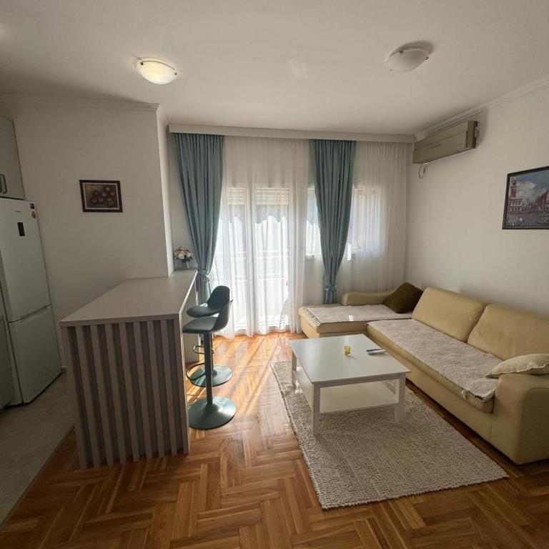 Budva RS Lux - One-Bedroom Apartment - 1