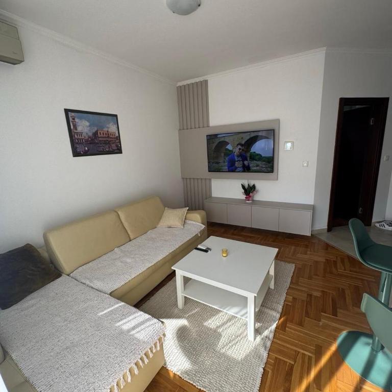 Budva RS Lux - One-Bedroom Apartment - 4