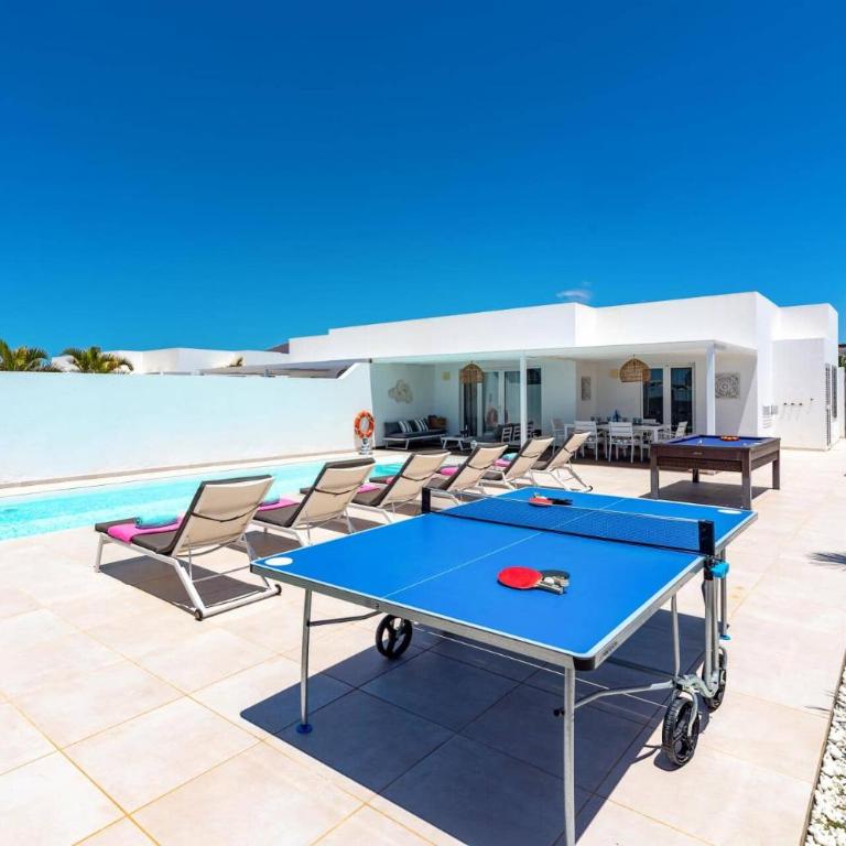 Villa Cala by Villa Plus - Villa - 8