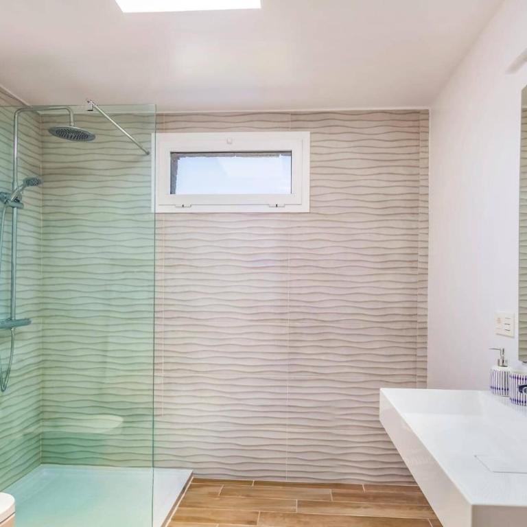 Villa Cala by Villa Plus - Villa - 16