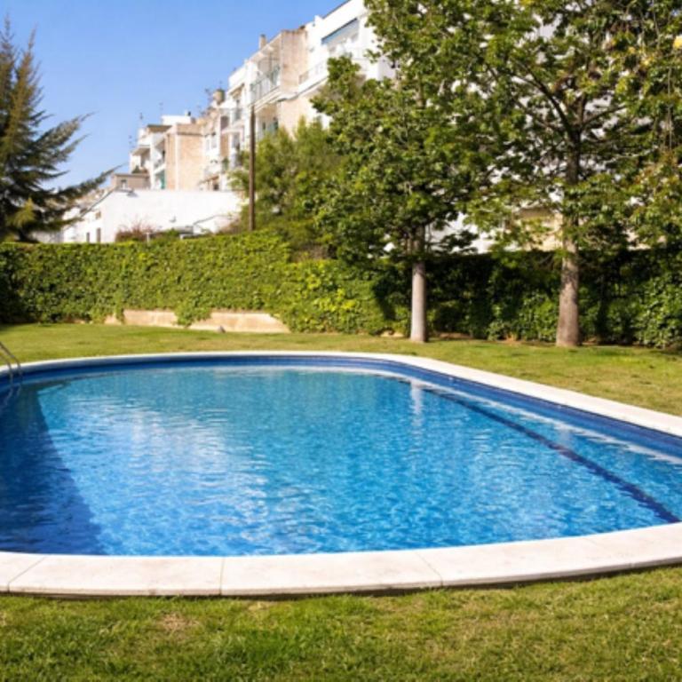 Charming Sitges Apartment with Shared Pool City Views - Apartamento - 3