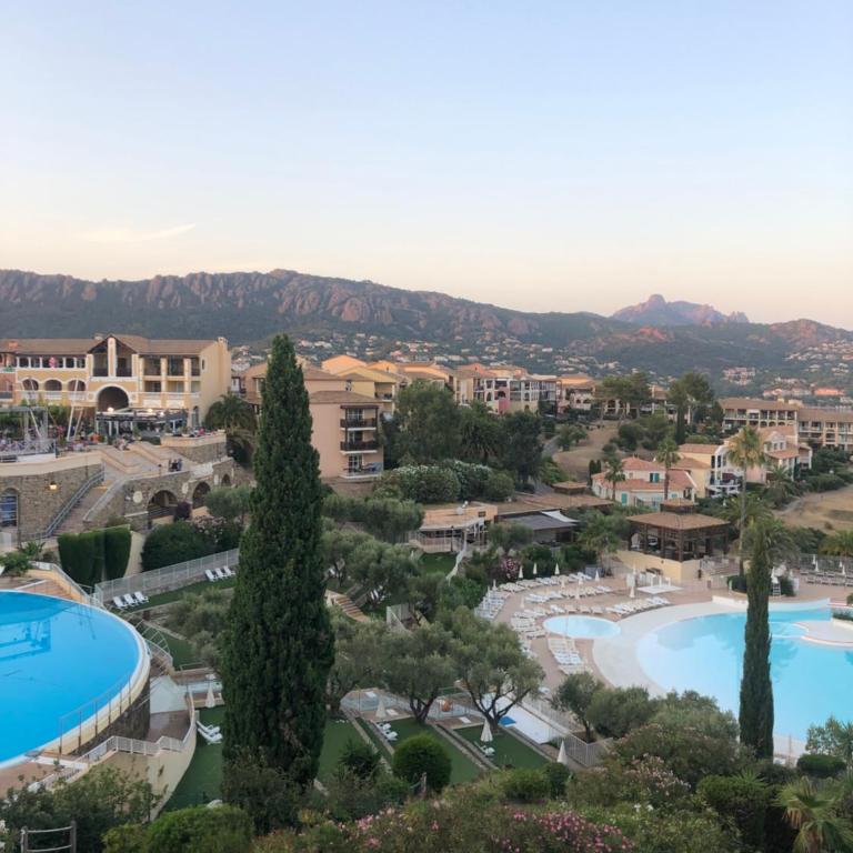 Vacances Cap Esterel PESSY appart 4 personnes avec une magnifique vue mer piscines et massif de l Esterel - Appartement 1 Chambre - 14