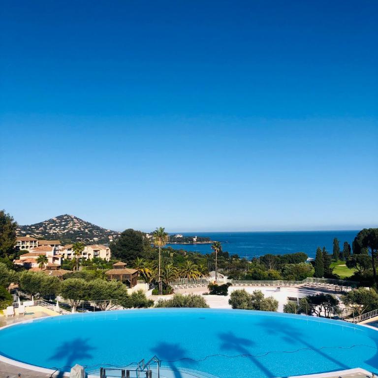 Vacances Cap Esterel PESSY appart 4 personnes avec une magnifique vue mer piscines et massif de l Esterel - Appartement 1 Chambre - 28