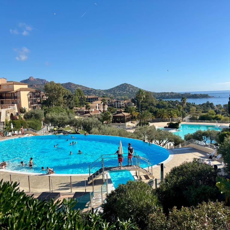 Vacances Cap Esterel PESSY appart 4 personnes avec une magnifique vue mer piscines et massif de l Esterel - Appartement 1 Chambre - 32