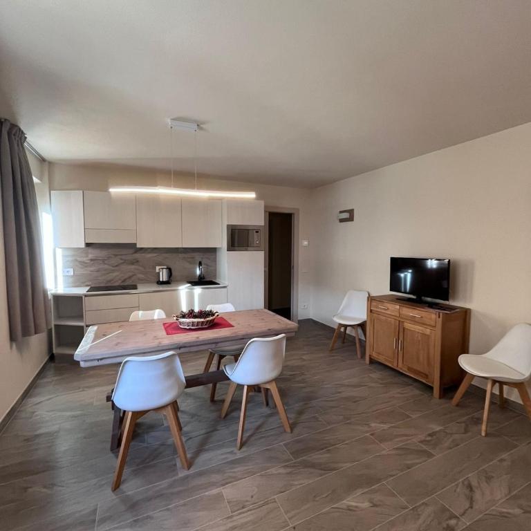Lampone & Mirtillo Suites - Appartamento con 1 Camera da Letto - 1