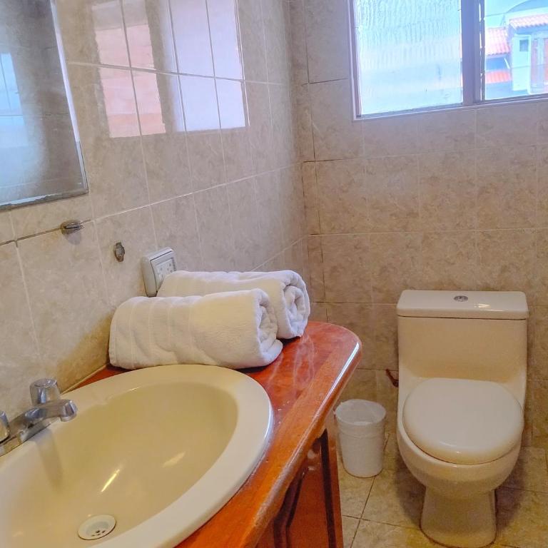 Hotel Kayara - Budget Twin Room - 1