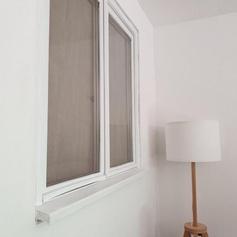 Studio cosy avec jardin privé à 300 m de la mer - One-Bedroom Apartment - 13